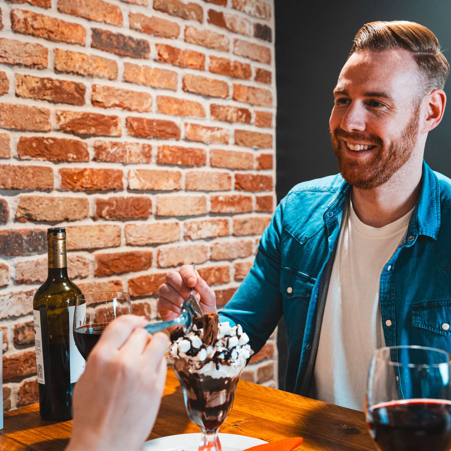 Valentine’s Weekend Dining & Treat Menu at The Kingfisher Oldham in Saddleworth